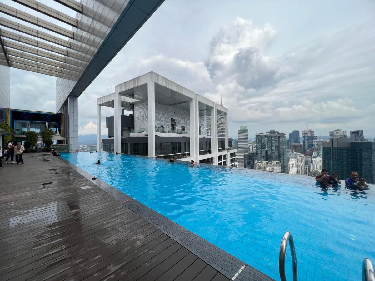 Amazing Pool By Platinum Suites Klcc Kuala Lumpur Eksteriør billede