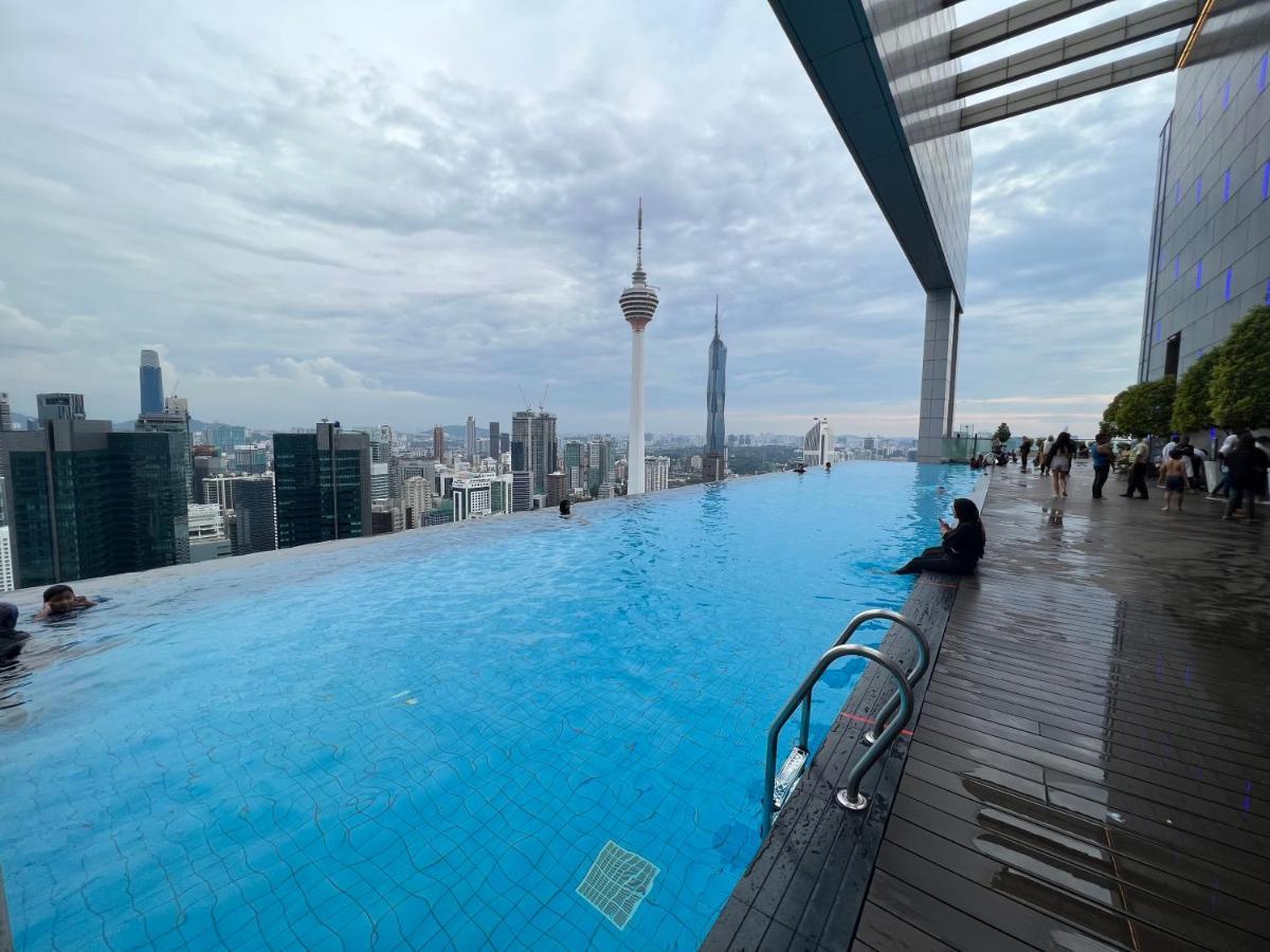 Amazing Pool By Platinum Suites Klcc Kuala Lumpur Eksteriør billede