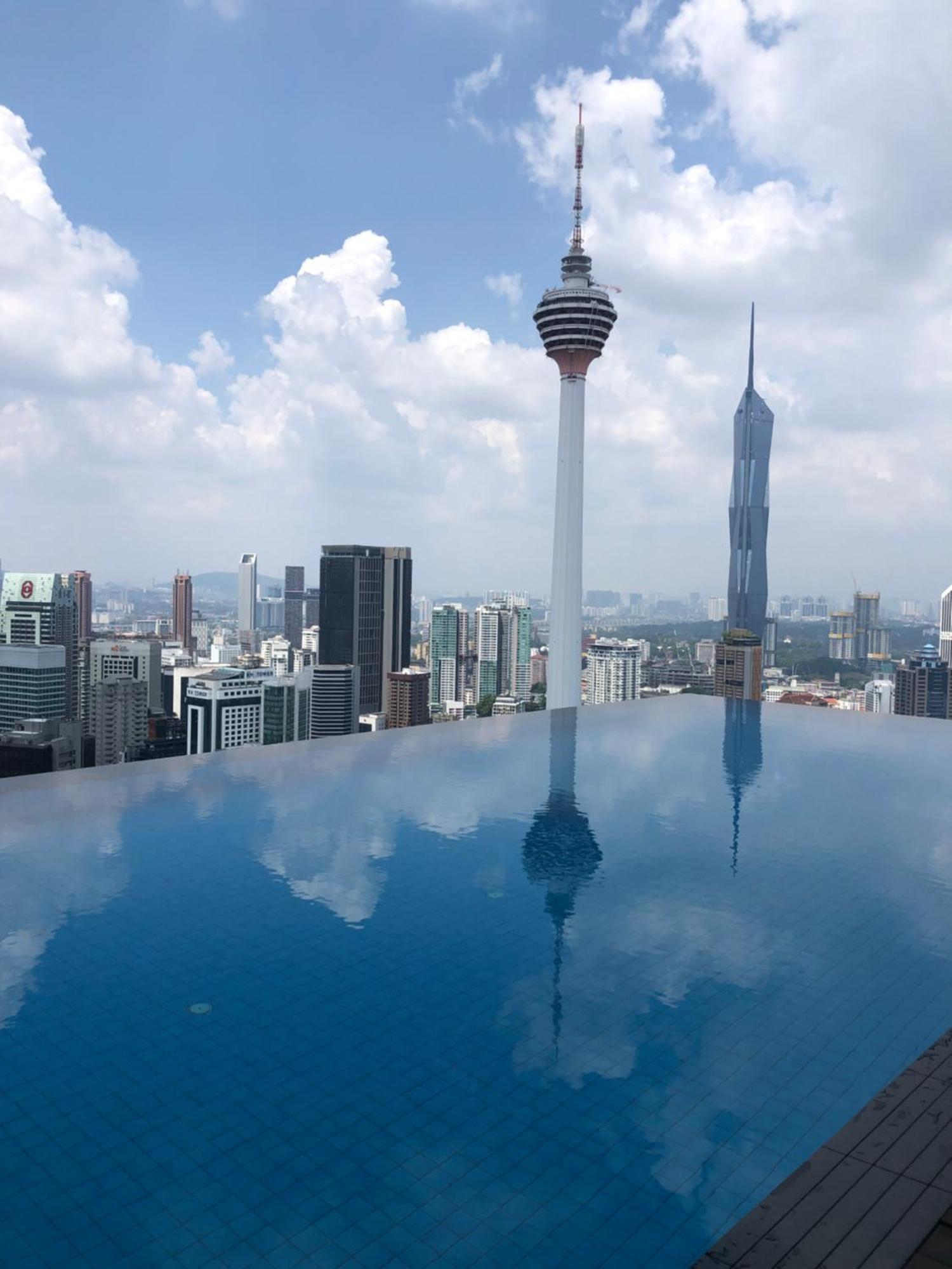 Amazing Pool By Platinum Suites Klcc Kuala Lumpur Eksteriør billede